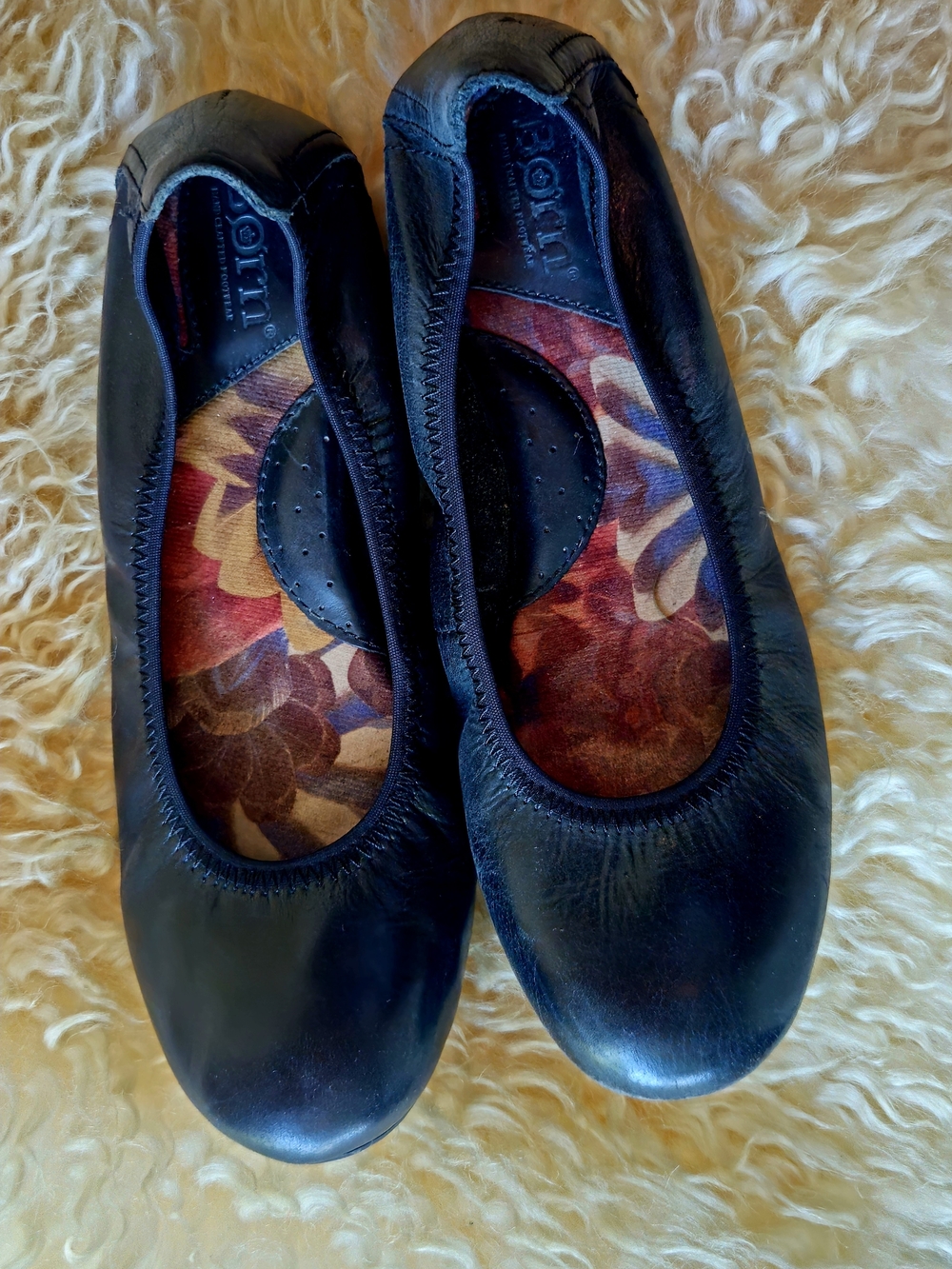 Born Women's Black Leather Ballet Flats with Floral Insole Size 6.5